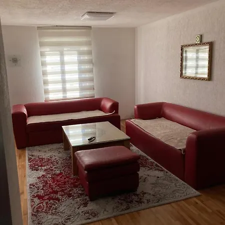 펜션 Holiday Rental Home Hrasnica