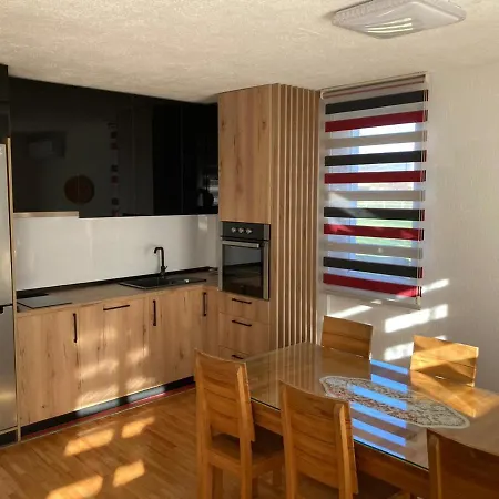 펜션 Holiday Rental Home *